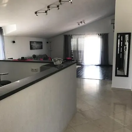 Iva Apartment