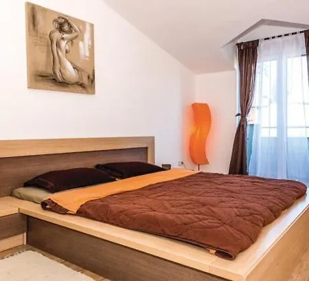 Iva Apartment *