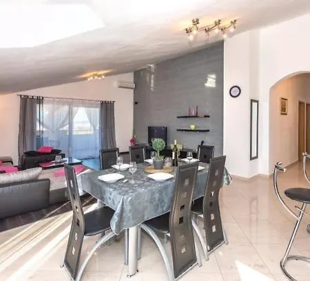 Iva Apartman Brodarica (Sibenik-Knin)