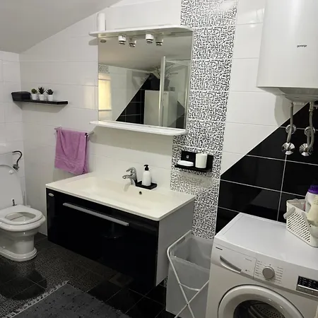 Iva Apartmán